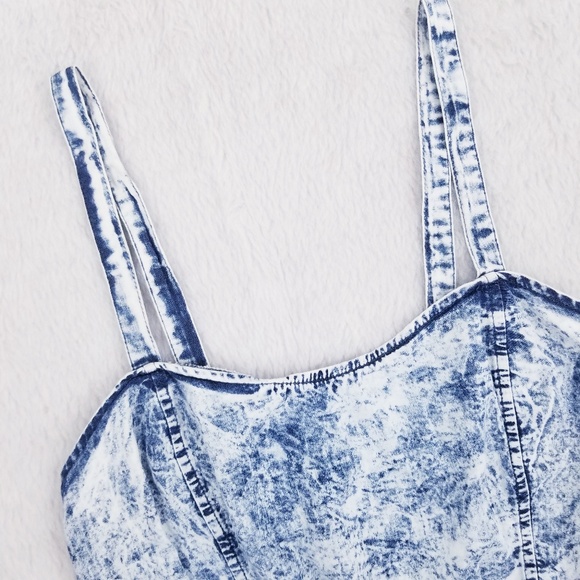 🚫SOLD🚫 Urban Outfitters Acid Wash Denim Bra - Picture 5 of 7